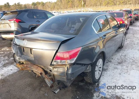 2010 Honda Accord 2.4 Lx z USA, uszkodzony, nr VIN 1HGCP2F32AA019331